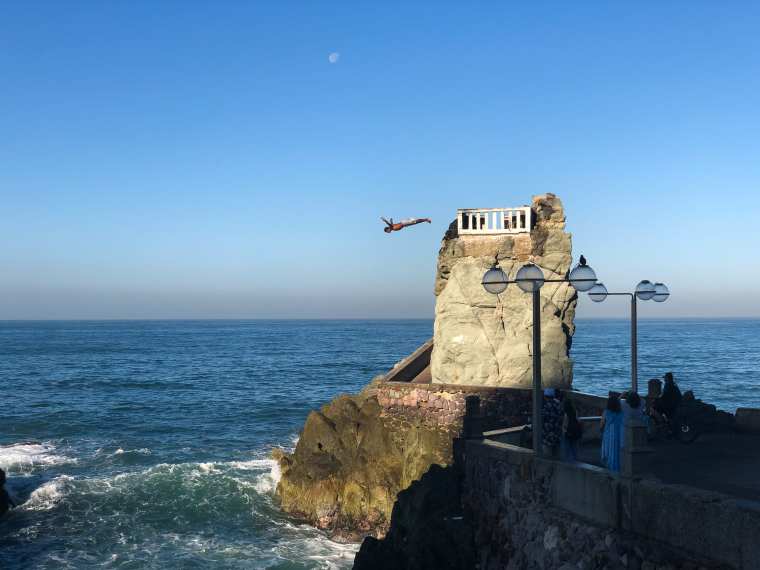 mazatlan Mexico cliff diver