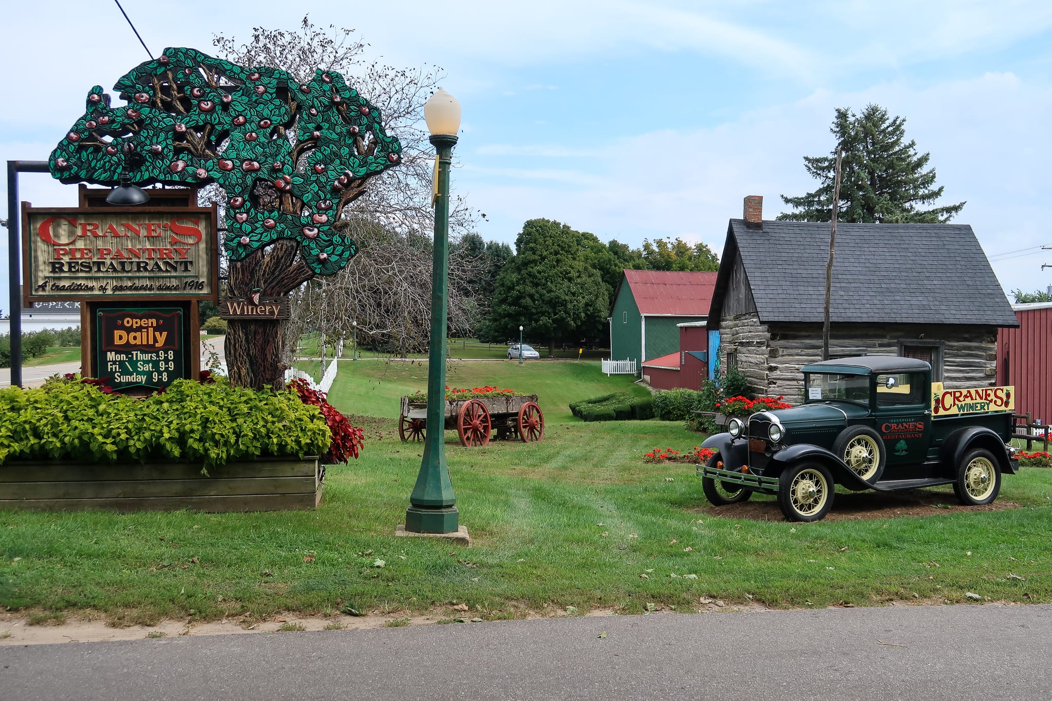 travelmichiganorchards
